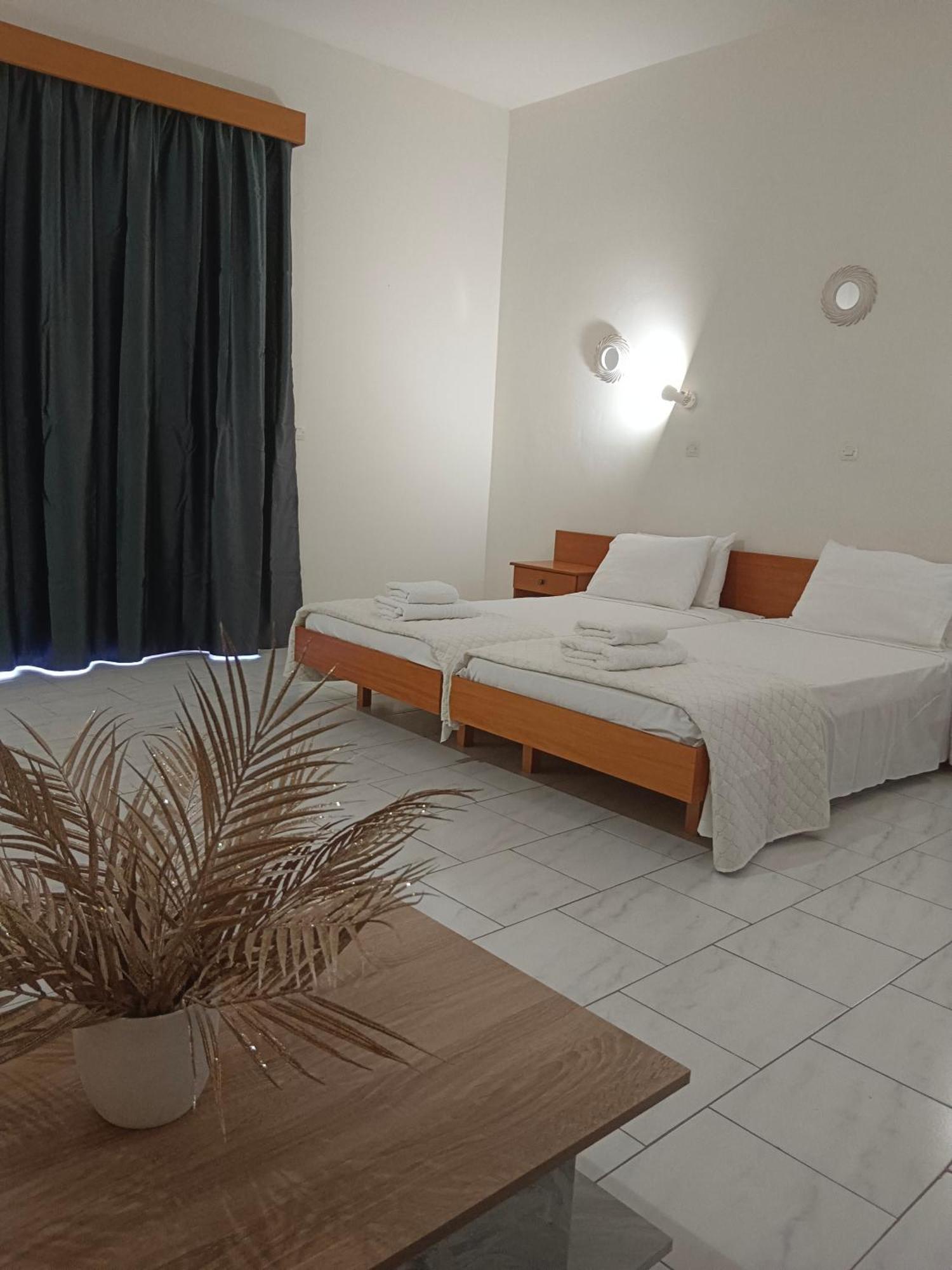 Pyrgos Hotel Apartments Kremastí Eksteriør bilde