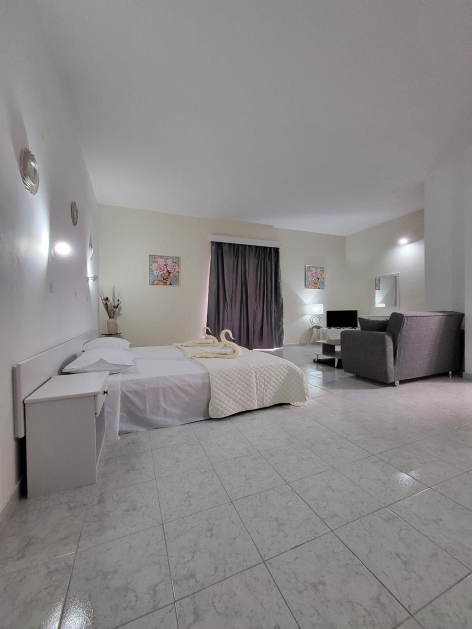 Pyrgos Hotel Apartments Kremastí Eksteriør bilde